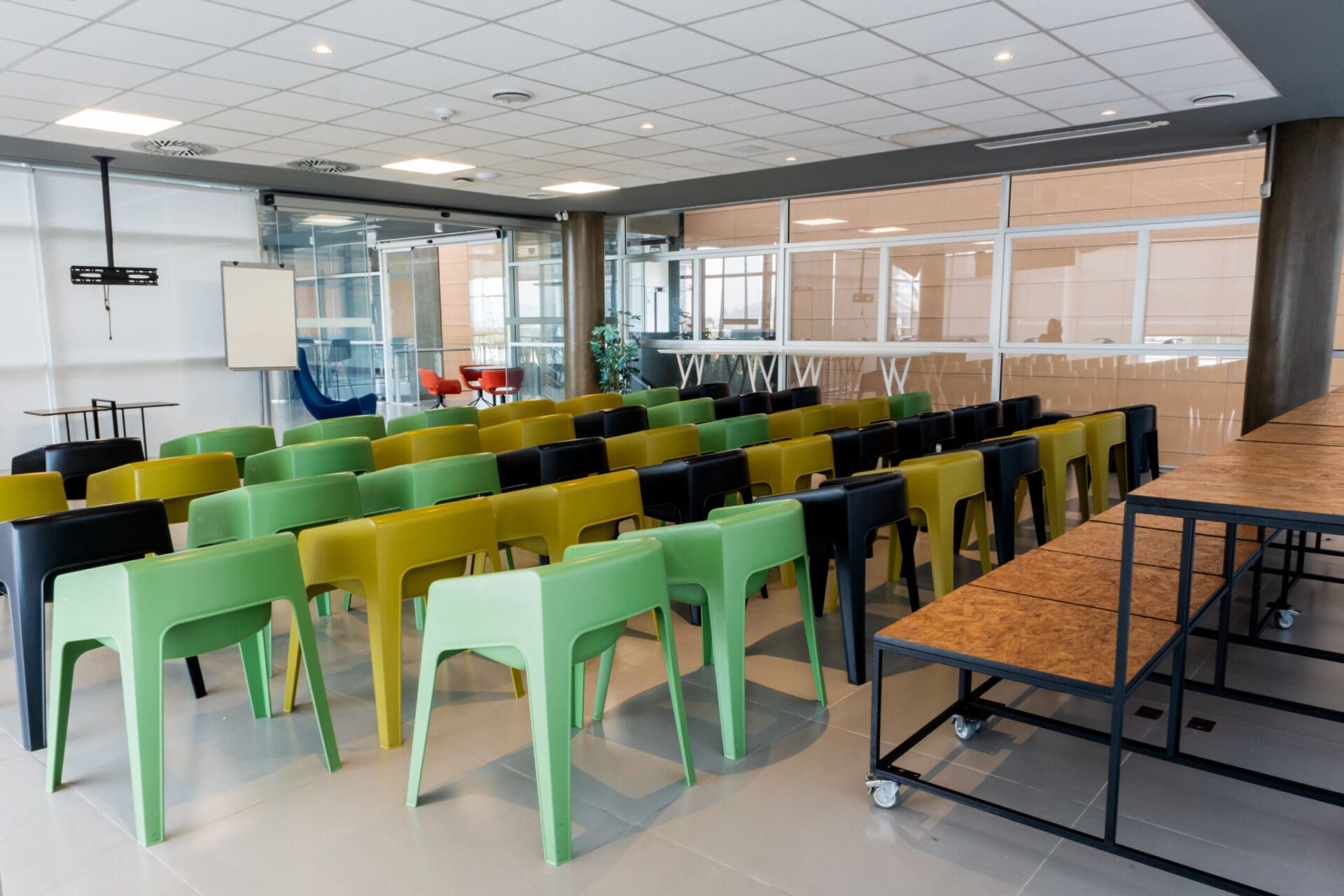 Espaço para eventos corporativos no Impact Hub Floripa, unidade Sapiens Park